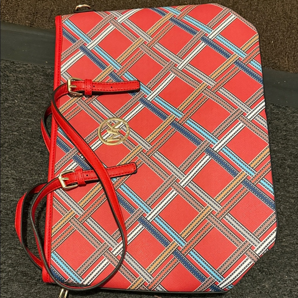 Vibrant Red Patterned Crossbody Bag